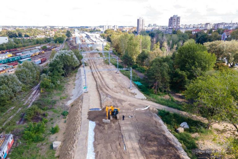 Brza Pruga Novi Sad Subotica Nezaustavljivo Napreduju Radovi