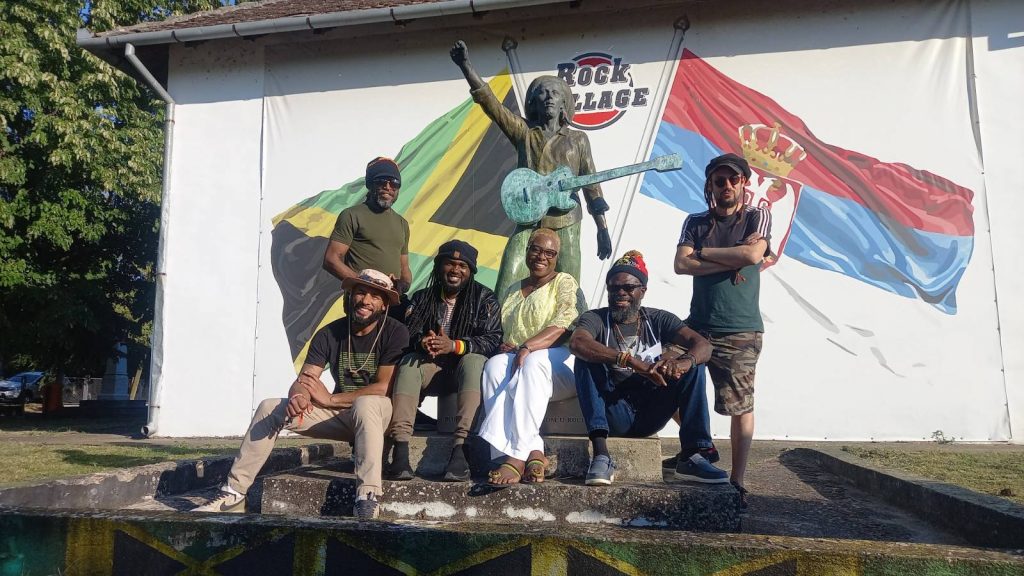 Ambasadorka Jamajke u poseti Rock village festivalu i Banatskom Sokolcu