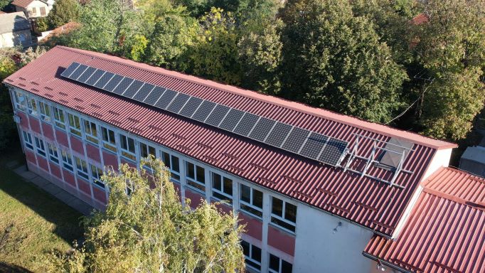 solarni paneli-škola-kula