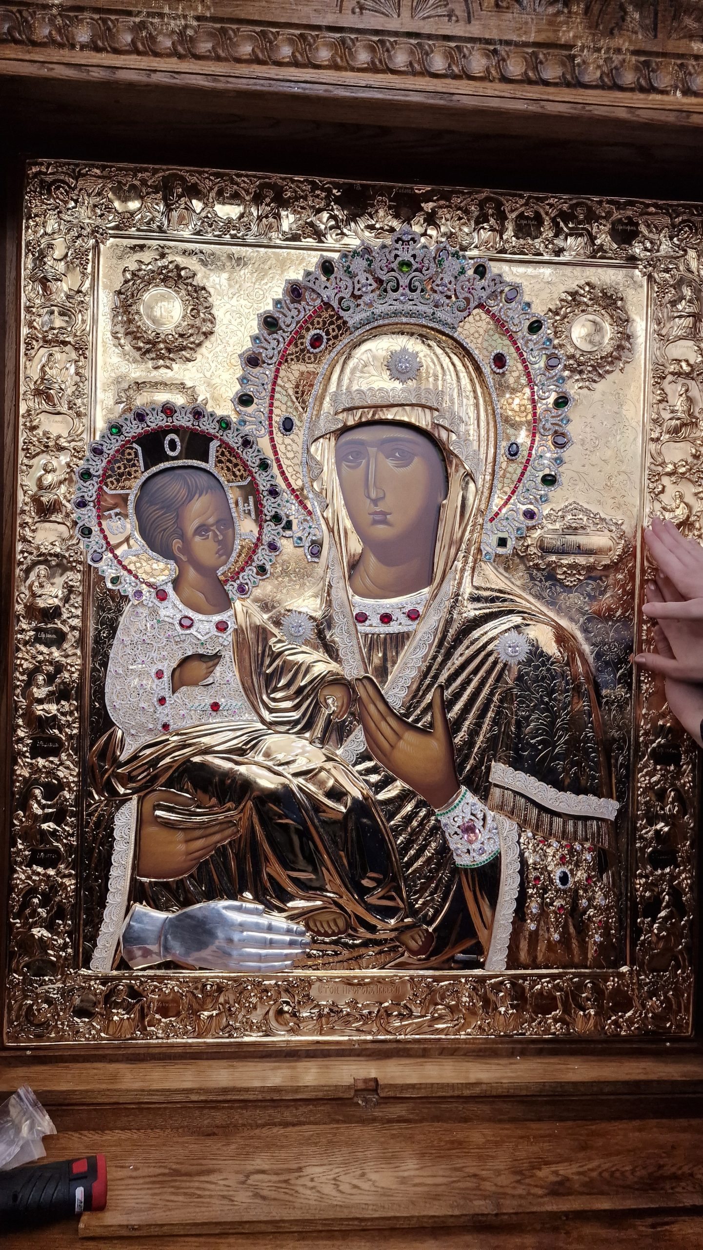 ikona - Presvete Bogorodice Trojeručice