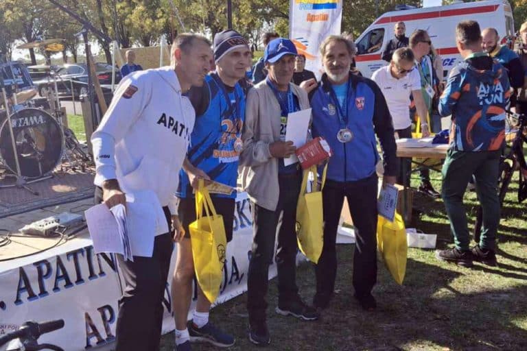 Srebro i bronza za SrbobRUN na polumaratonu