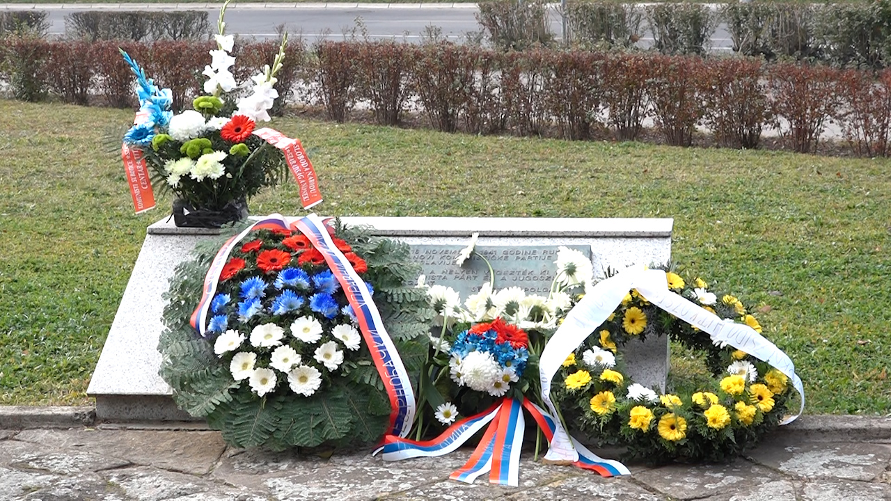 Odata počast mladim rodoljubima stradalim kod „Balade vešanih“