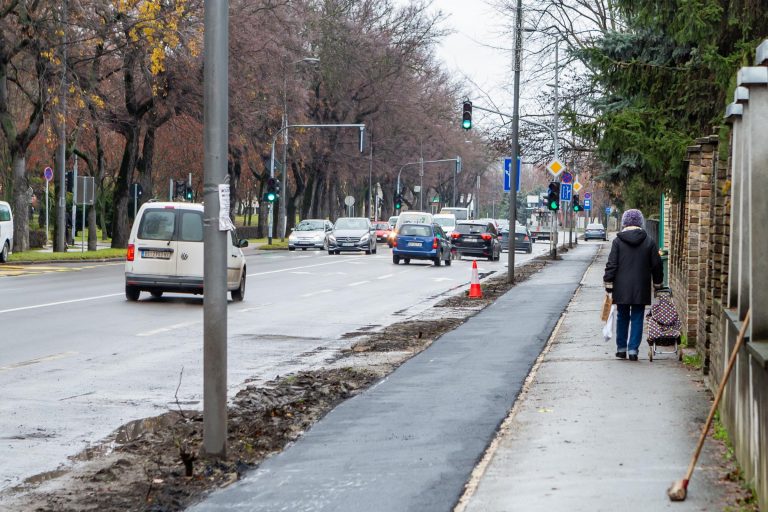 Gradonačelnik Bakić obišao završne radove na rehabilitaciji biciklističke staze na Segedinskom putu