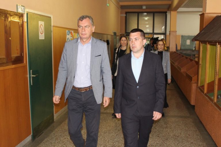 Novi krov na OŠ &quot;Vuk Karadžić&quot;