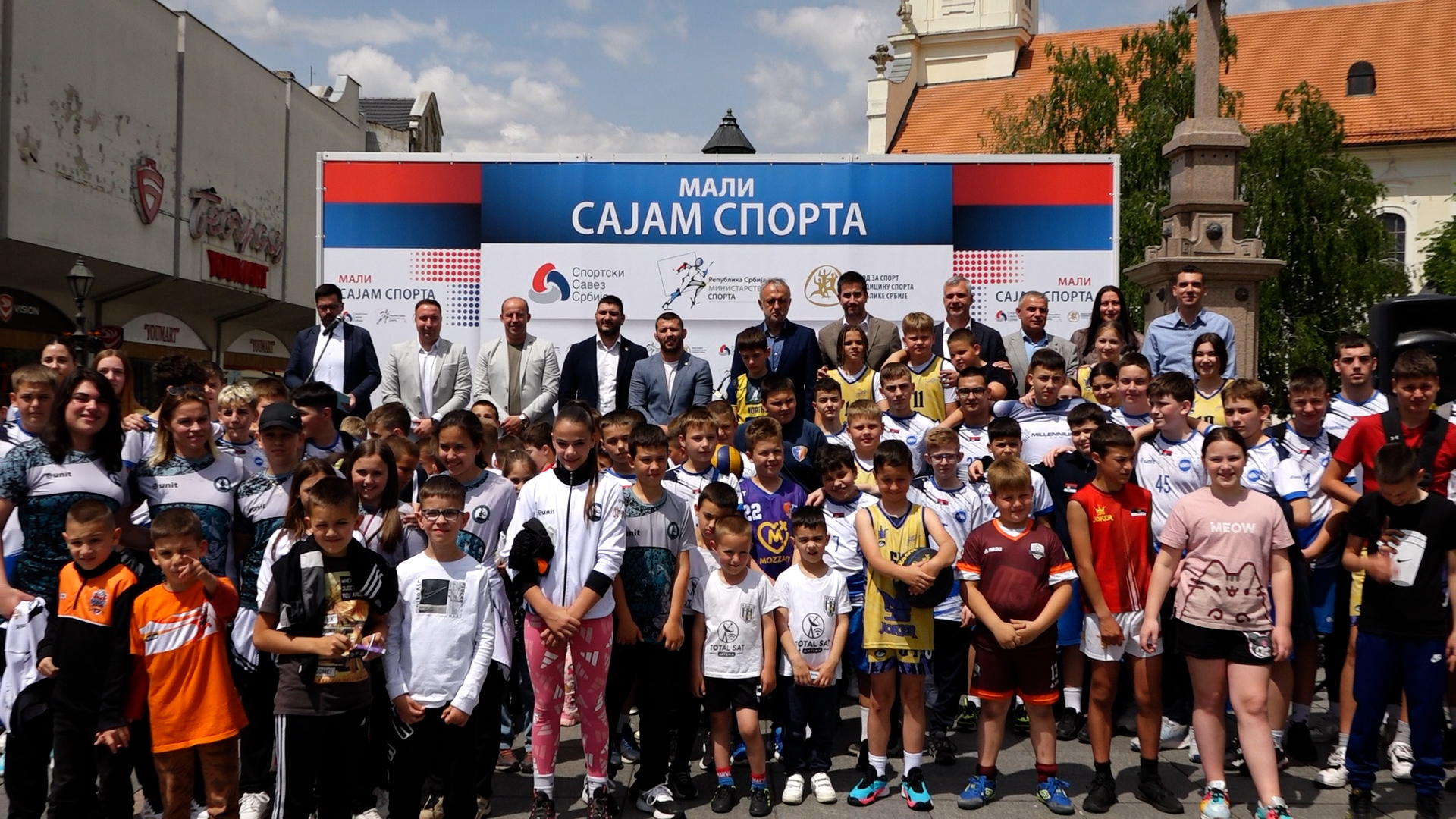 (VIDEO) Mali sajam sporta održan u Somboru.