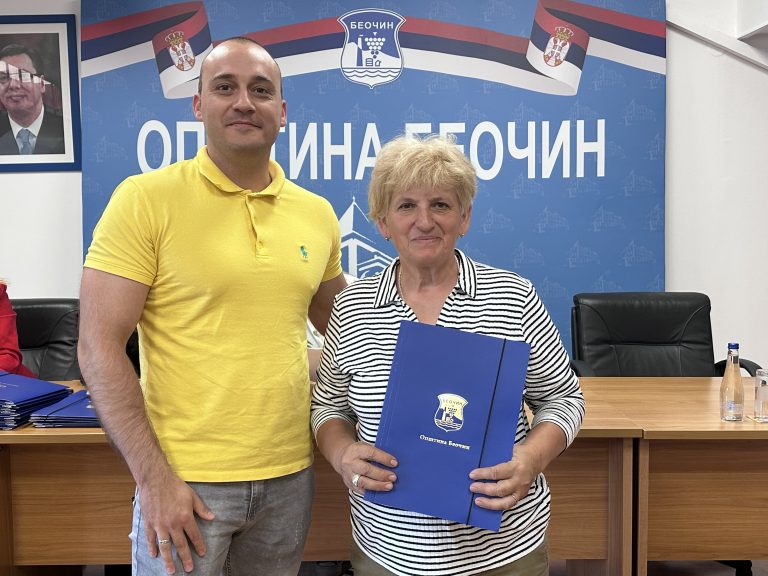 Uručeni ugovori o finansiranju projekata udruženja građana u opštini Beočin