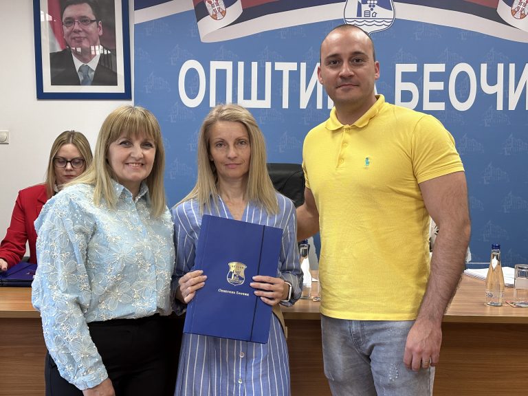 Uručeni ugovori o finansiranju projekata udruženja građana u opštini Beočin