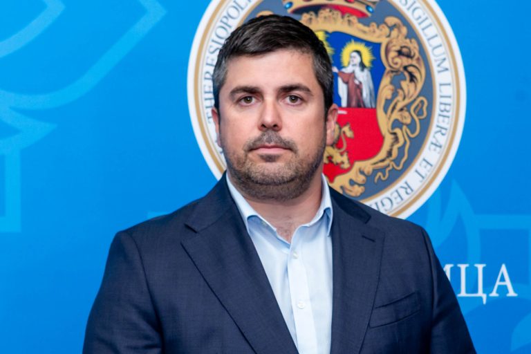 U Subotici potpisani ugovori o dodeli opreme za sakupljanje i reciklažu komunalnog otpada 