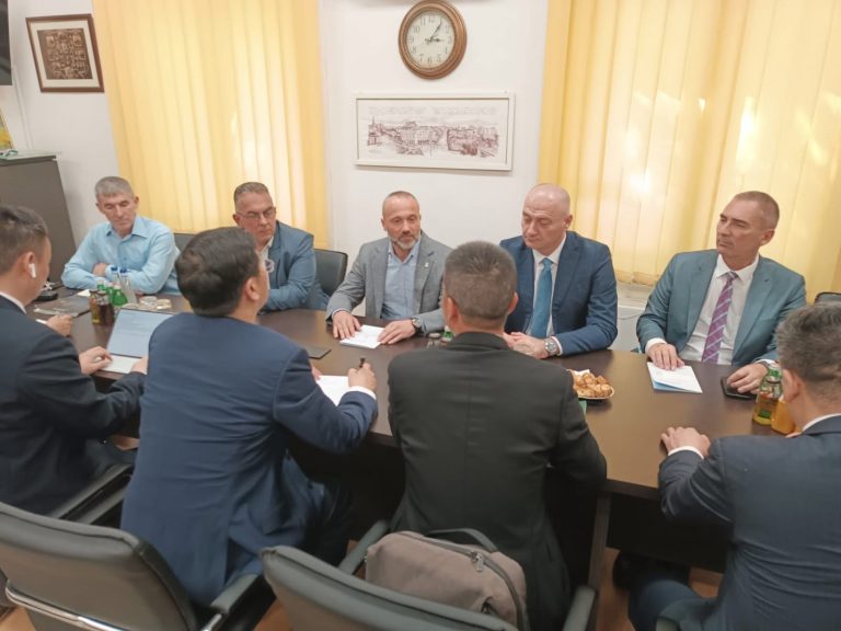 Kineski investitori posetili Bačku Topolu  