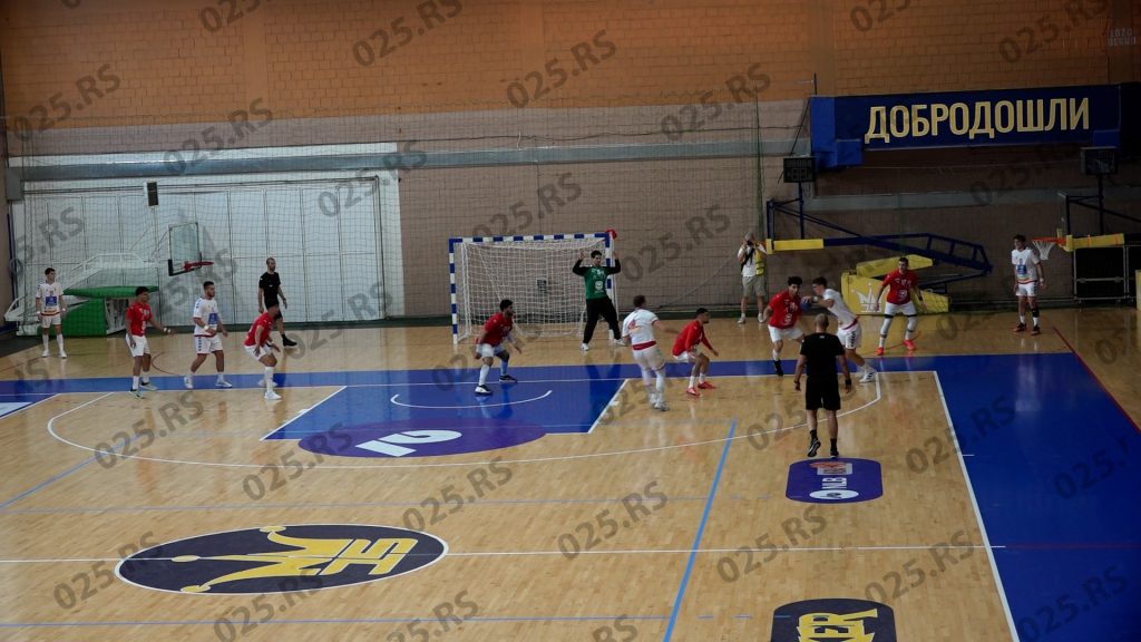 (FOTO) U toku pripreme rukometne reprezentacije Srbije u našem gradu