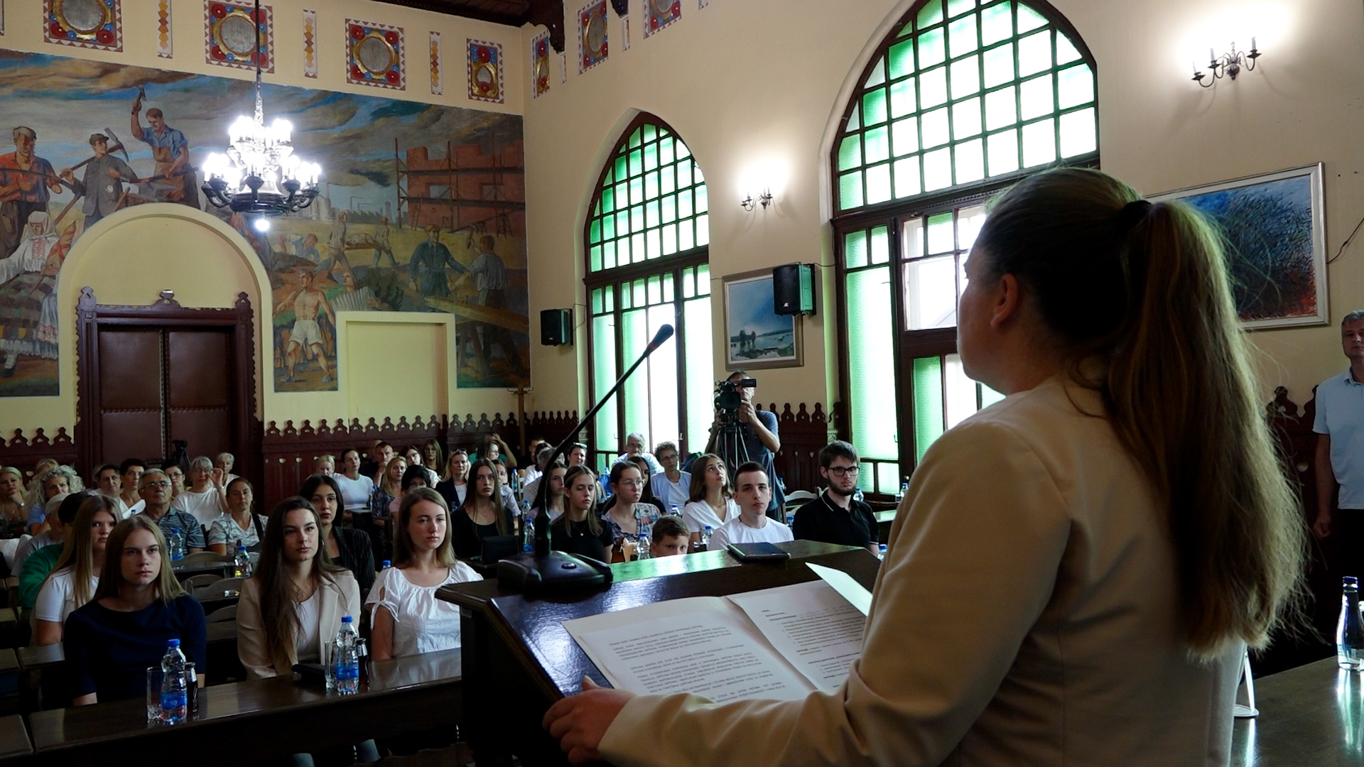 Upriličen svečani prijem najboljih učenika opštine Apatin