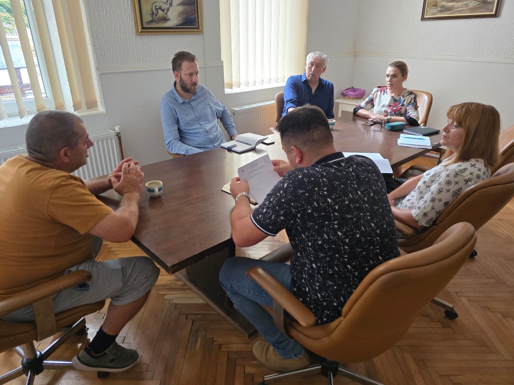 Rukovodstvo opštine Odžaci u razgovoru sa meštanima Ratkova