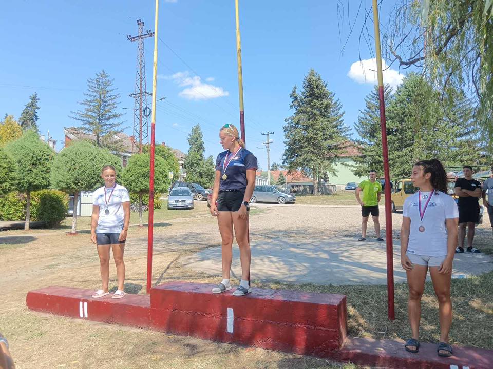 Četiri medalje za kajakaše „Panonije“ na Međunarodnoj regati