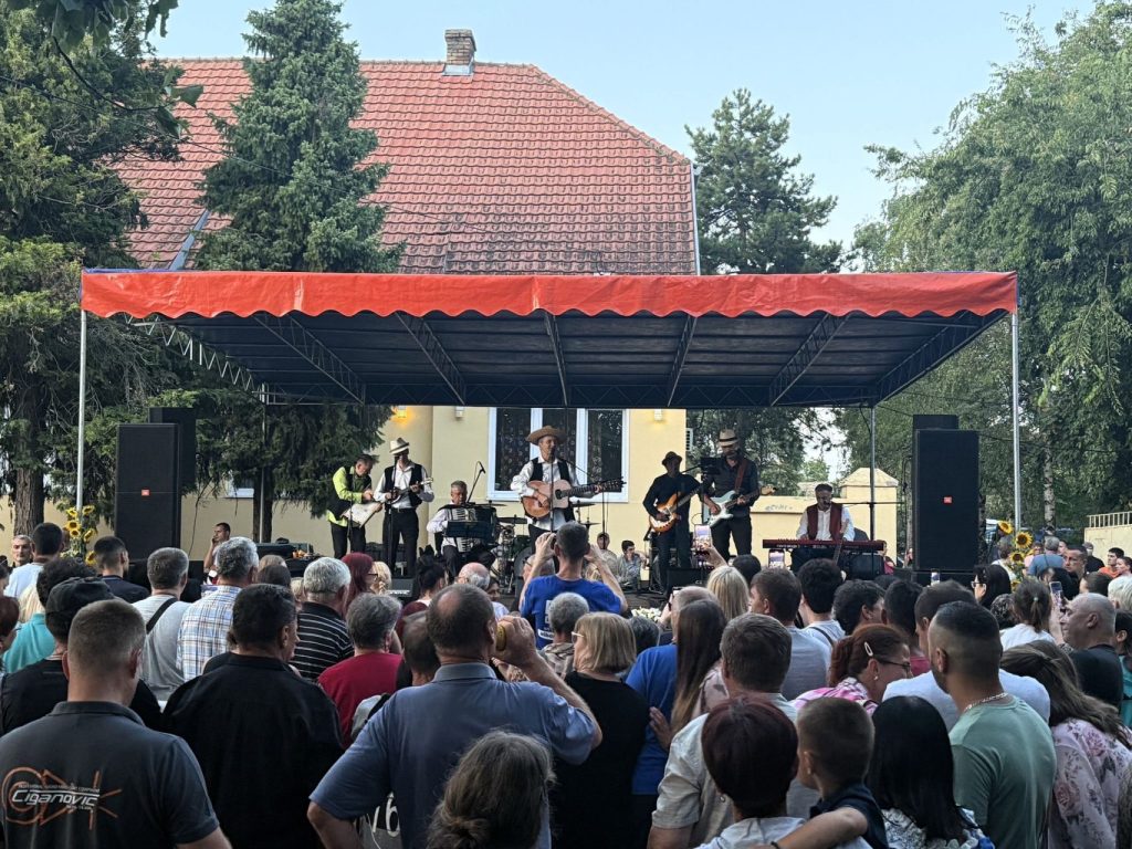 Veliki broj posetilaca na manifestaciji „Lemeški kotlić“