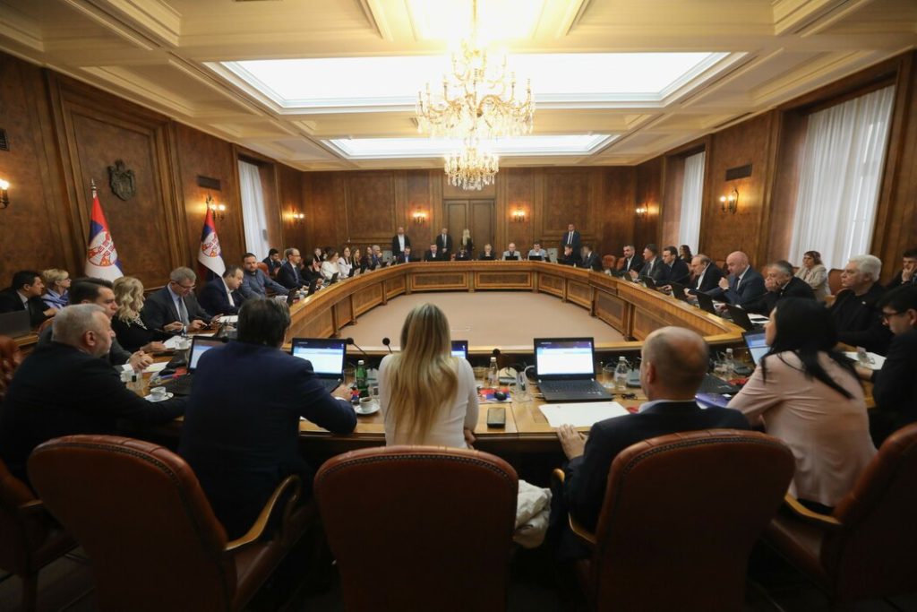 Đura Macut i članovi Vlade Srbije obeležavaju 100 dana rada