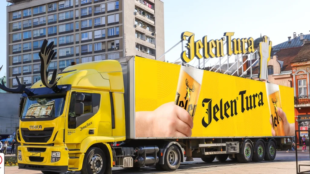 Sutra u Apatinu „Jelen karavan“