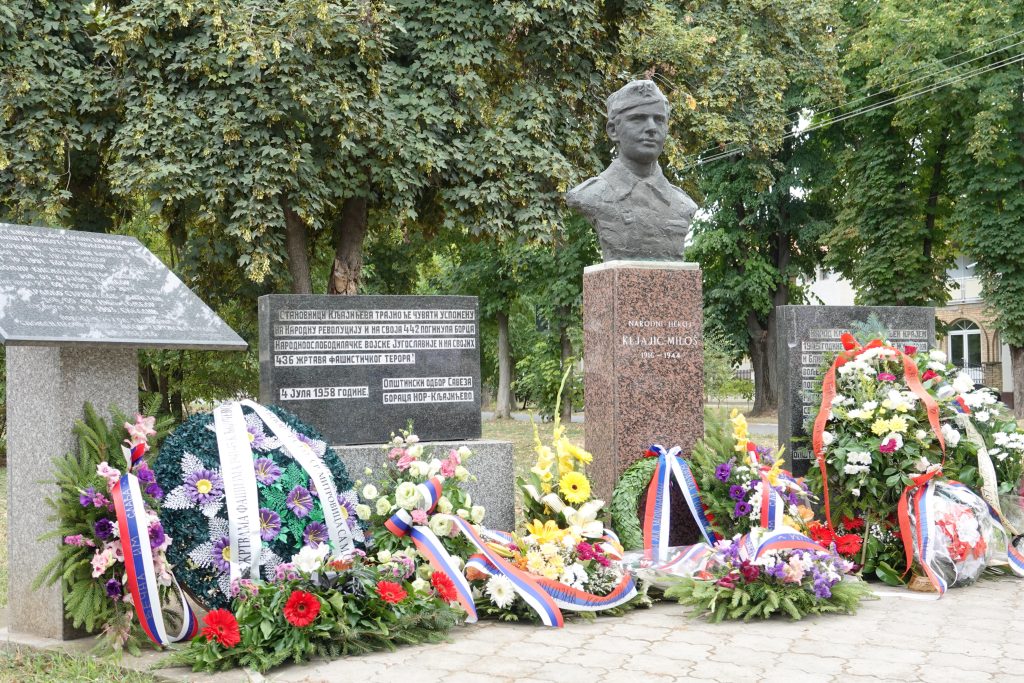 KLjAJIĆEVO ODALO POČAST NARODNIM HEROJIMA