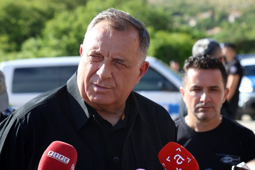 Državni udar Milorad Dodik
